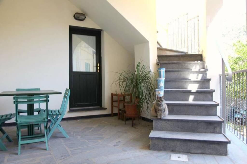 Le Case Della Lizza - Casa Blu Levanto Luaran gambar